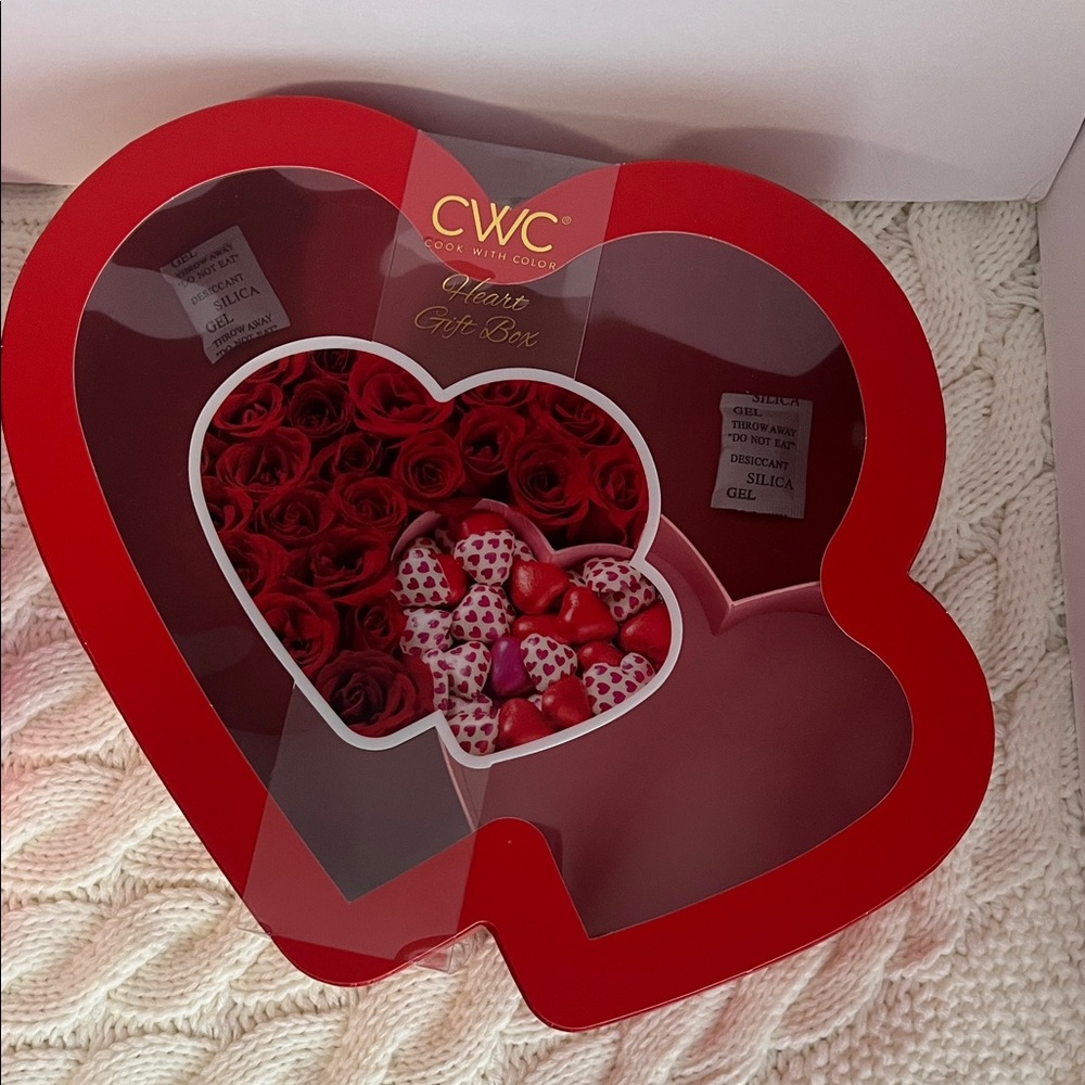CWC Heart-Shaped Pink and Red set of the 2 - Picture 6 of 6